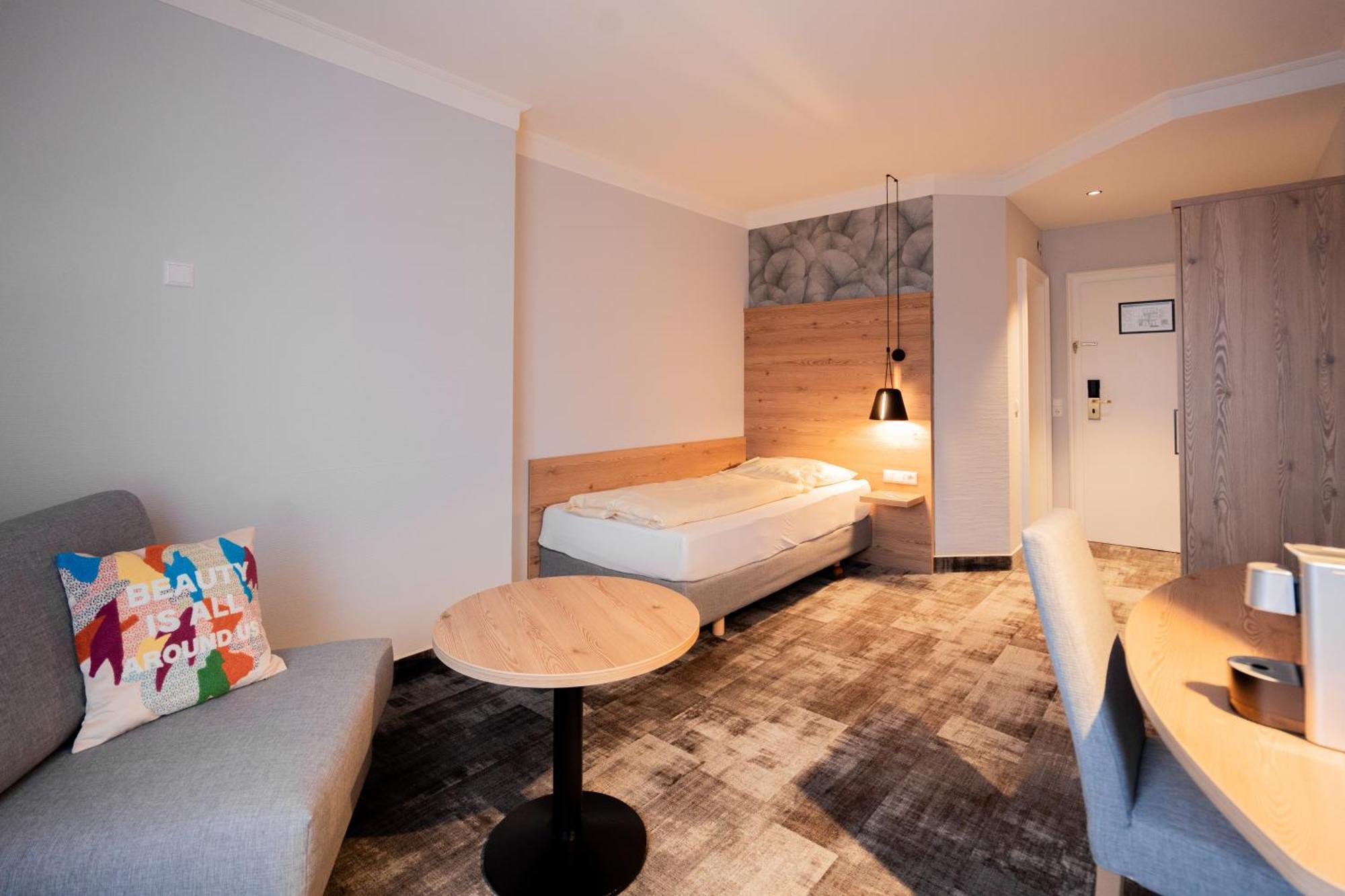 Hotel Adler - Paulas Alb Ehingen  Room photo